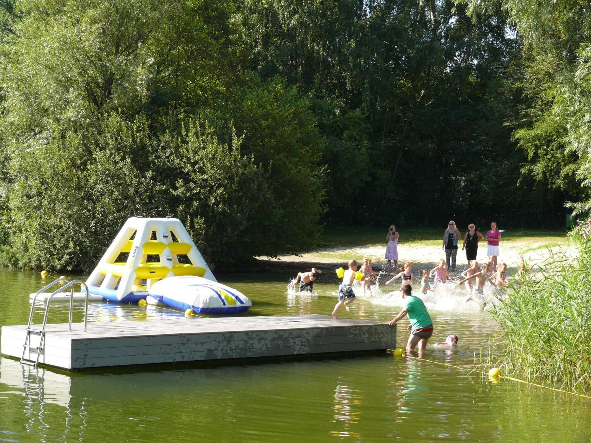 Roompot Recreatiepark De Tolplas Vriezenveen Экстерьер фото